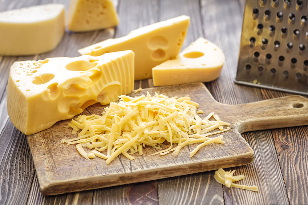 Beneficial and harmful foods for Parkinson’s disease patients
